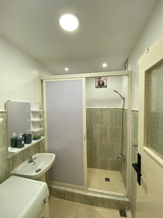 Lovely 2 Bedroom Apartment Рабат Екстериор снимка